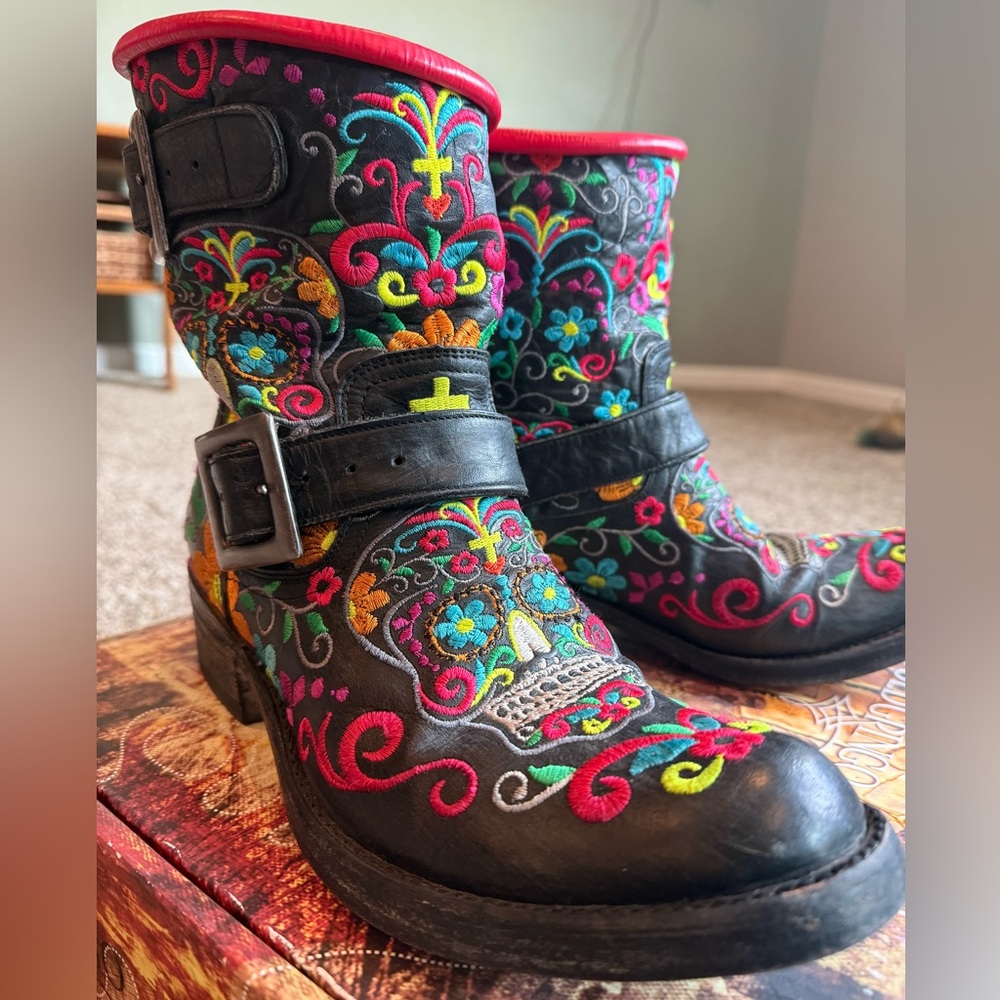 OLD GRINGO SUGAR SKULL KLAK Embroidered Ankle boots